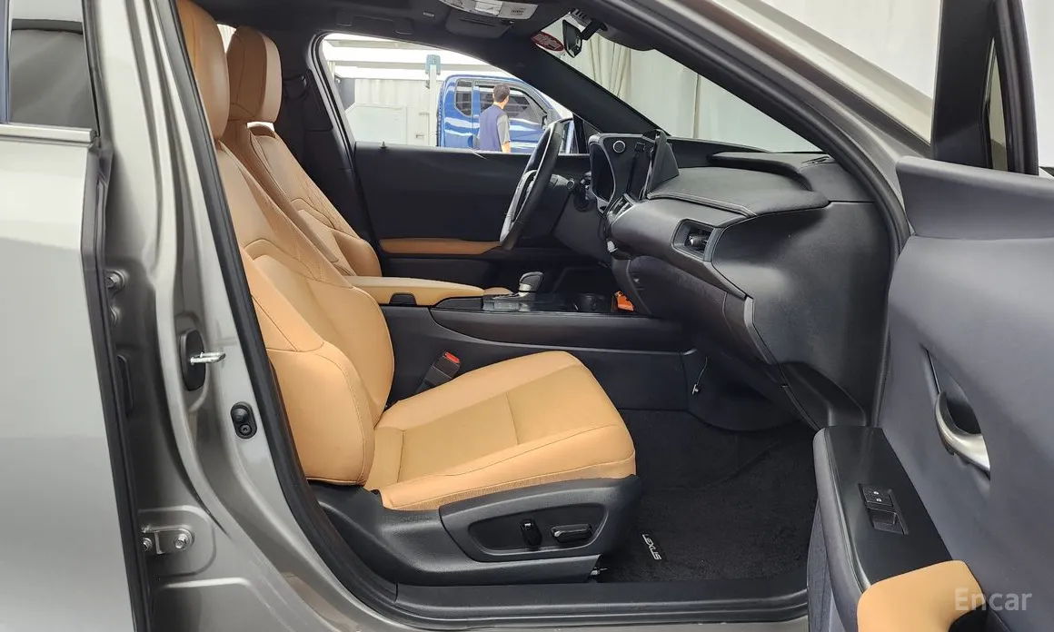 Lexus UX 2024 2.0 2WD