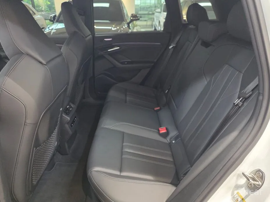Audi Q6 e-tron 2025 Premium Quattro