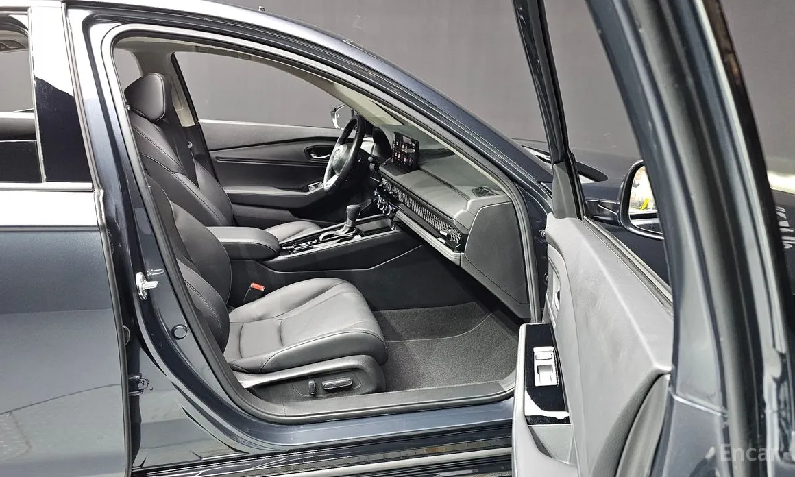 Honda Accord 2023 2.0 Hybrid Touring