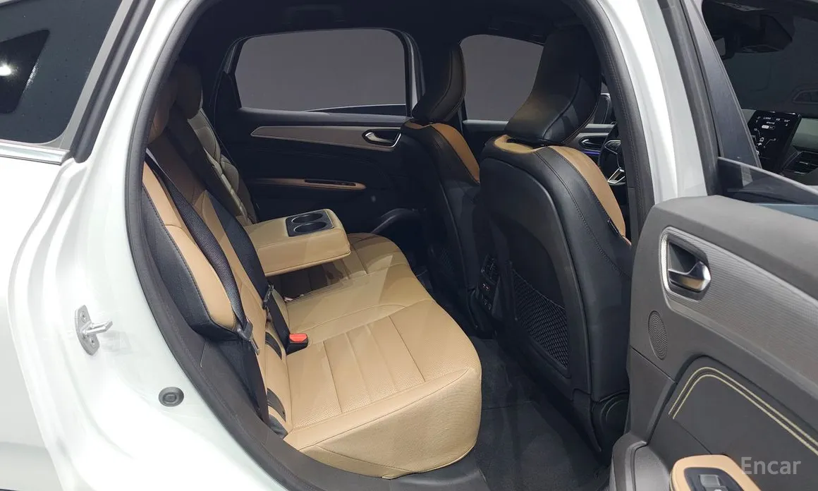 Renault Arkana 2024 1.6 E-TECH Iconic