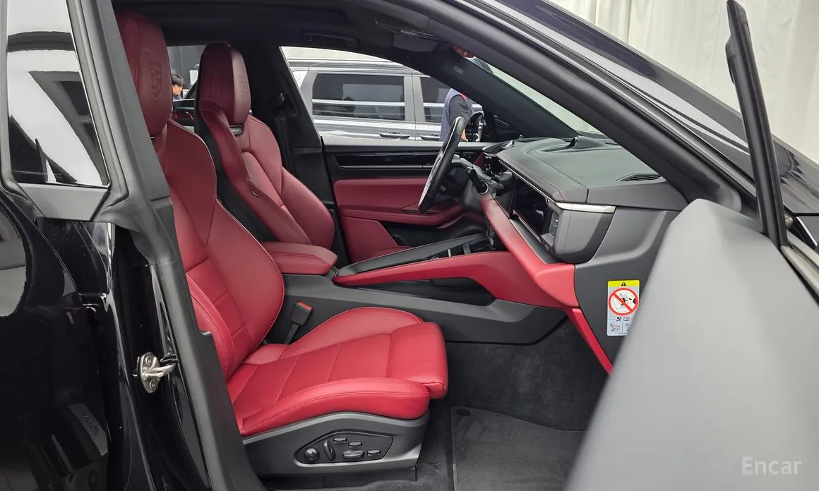 Porsche Macan 2024 Base 4