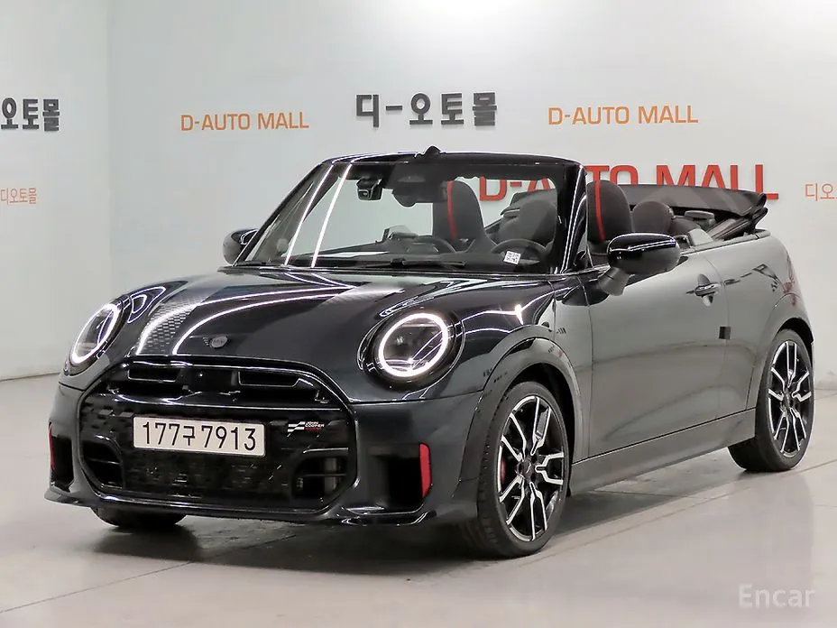 Mini Cooper Convertible 2025 JCW