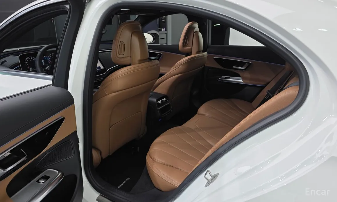 Mercedes-Benz E-Class 2024 E200 AMG Line