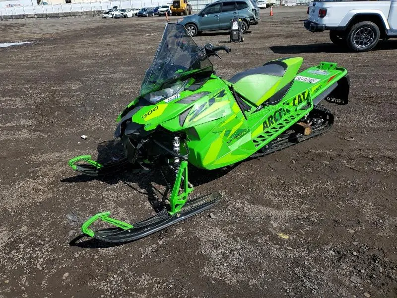 ARCTIC-CAT ZR 2016