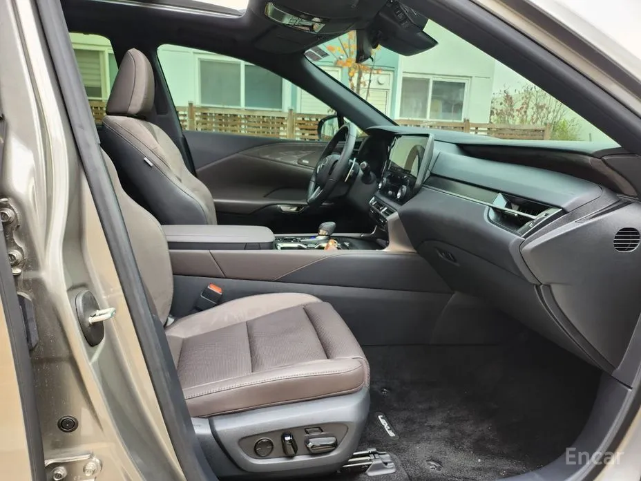 Lexus RX 2023 Luxury
