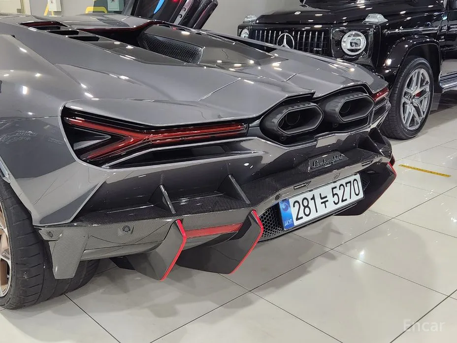 Lamborghini Revuelto 2025 6.5 V12