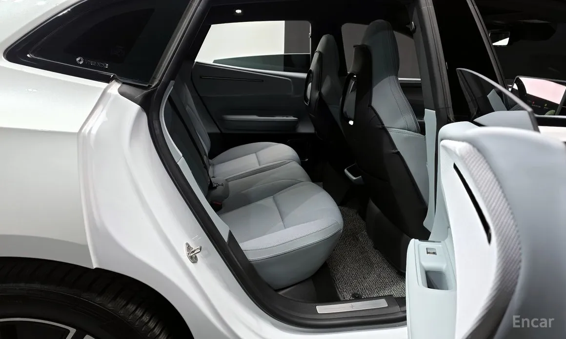 Polestar 4 2024 Long Range Duel Moter