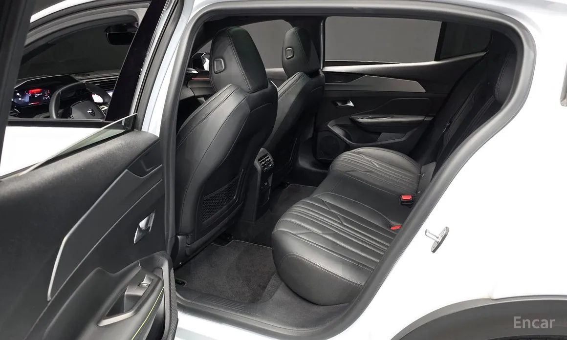 Peugeot 408 2023 1.2 Pure Tech GT