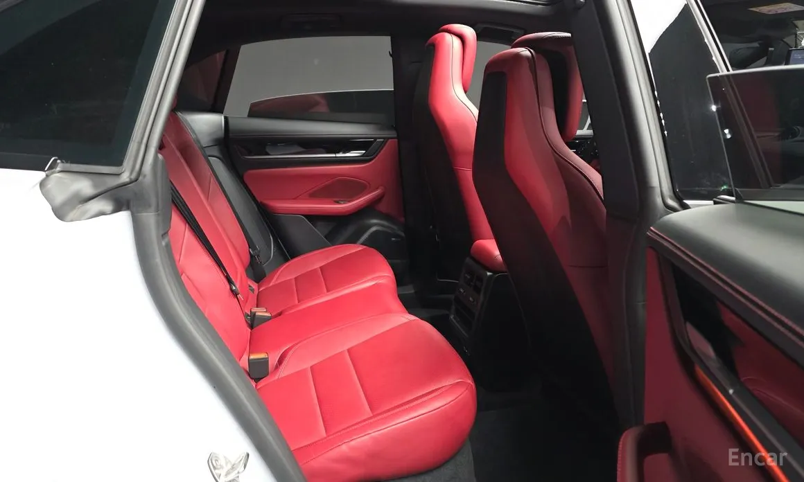 Porsche Macan 2024 Base 4