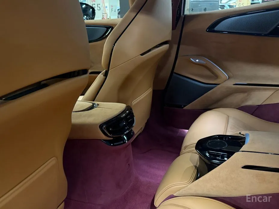 Ferrari Purosangue 2022 6.5 V12