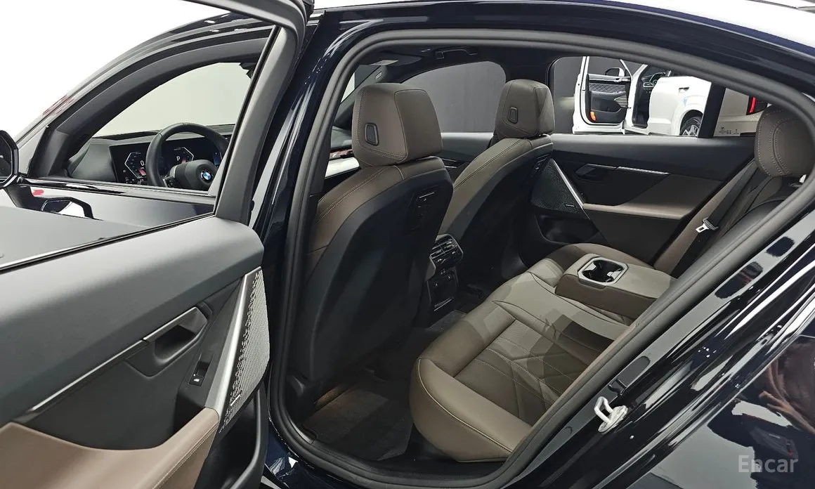 BMW 5 Series 2023 520i M Sport