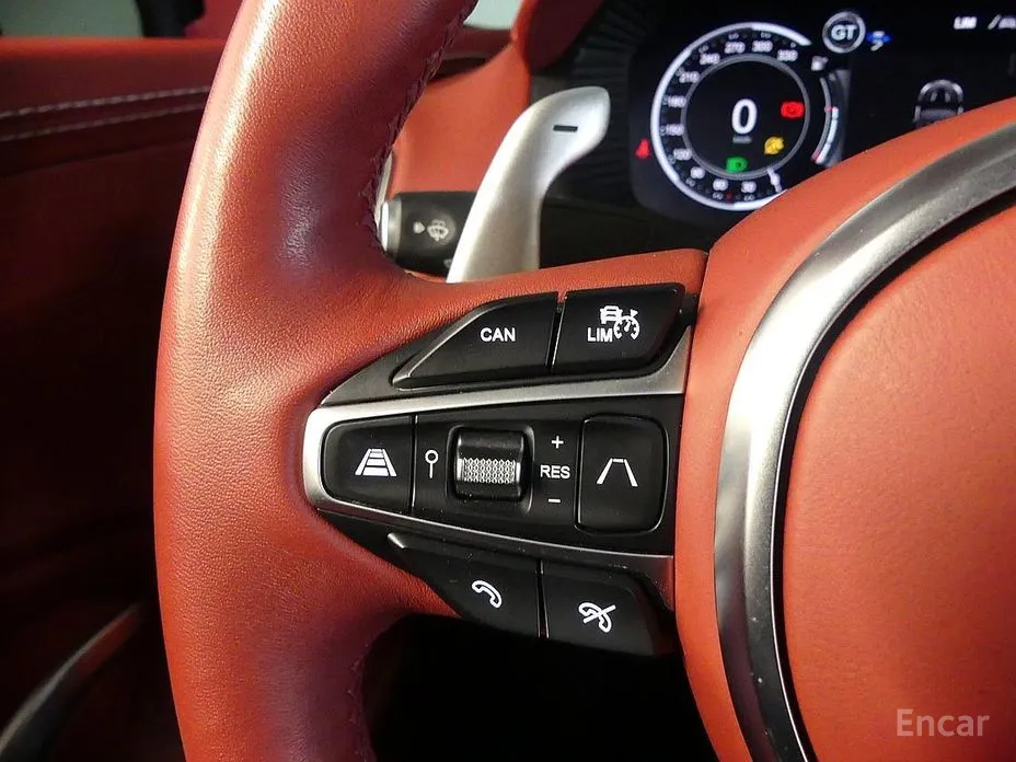 Aston Martin DBX 2020 4.0 V8