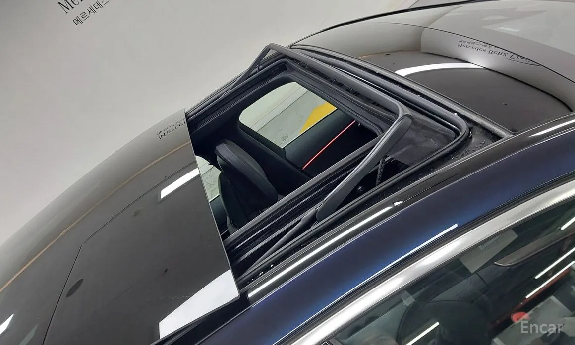 Mercedes-Benz E-Class 2024 E300 4MATIC Exclusive
