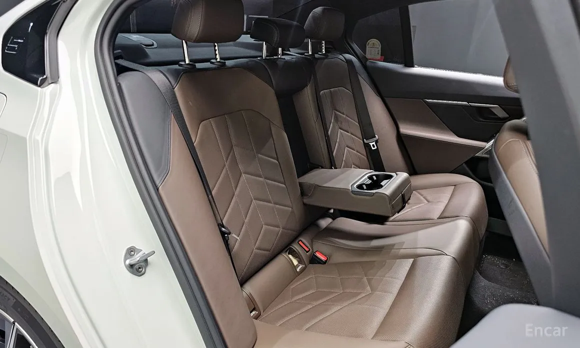 BMW 5 Series 2023 523d M Sport