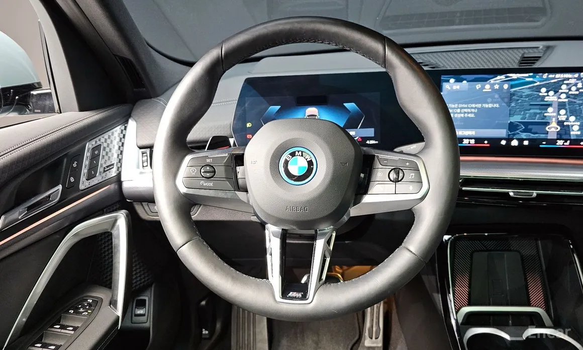 BMW iX2 2025 eDrive 20 M Sport