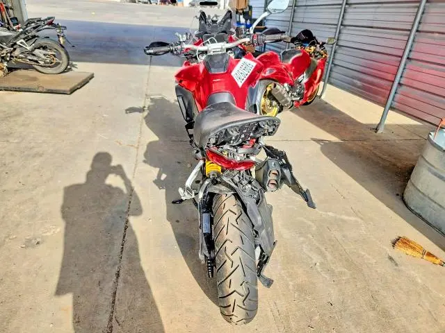 DUCATI MULTISTRAD 2022