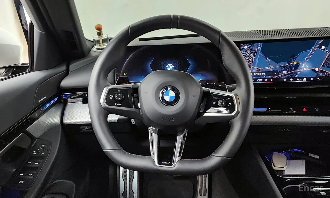 BMW 5 Series 2023 520i M Sport
