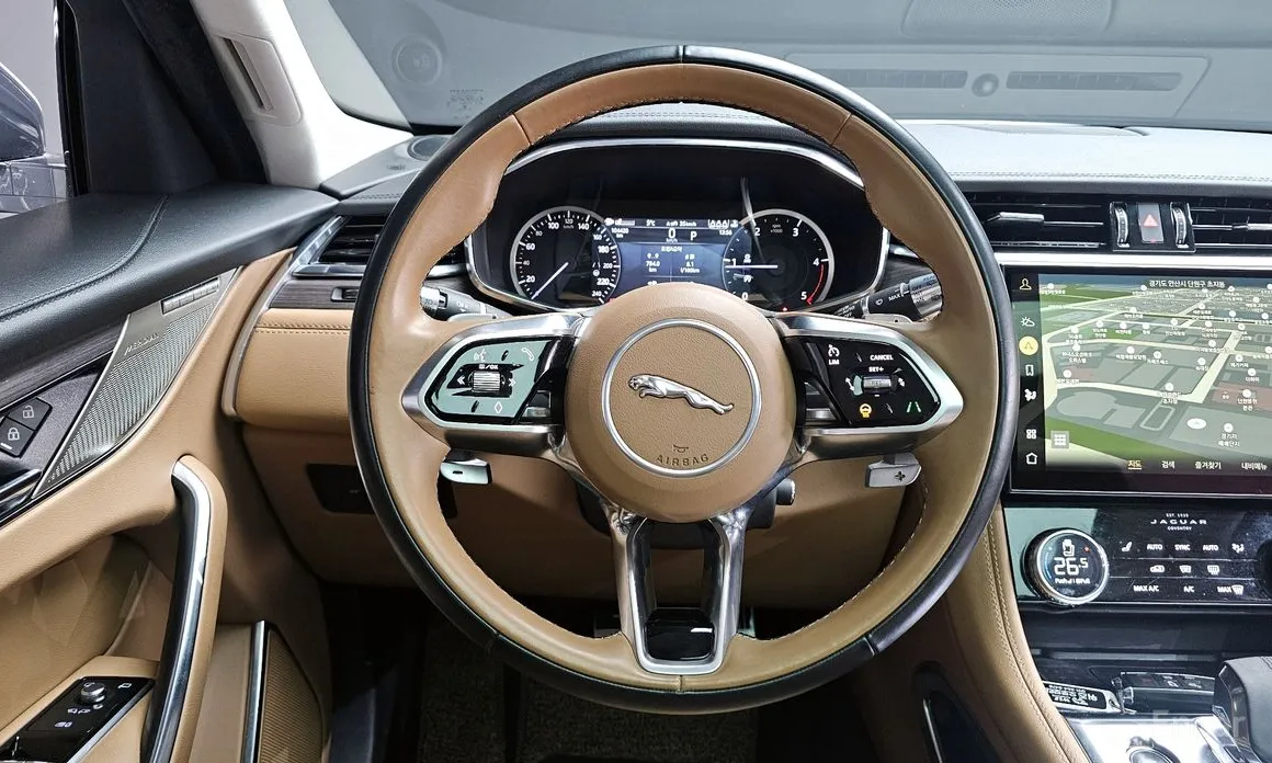 Jaguar F-Pace 2016 D200 SE