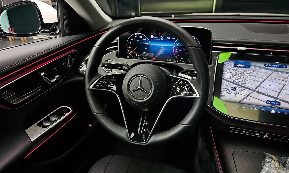 Mercedes-Benz E-Class 2024 E200 Avantgarde