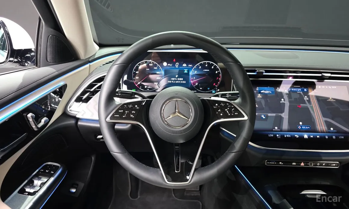 Mercedes-Benz E-Class 2024 E200 Avantgarde