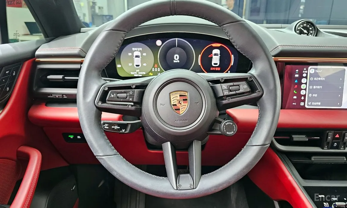 Porsche Macan 2024 Base 4