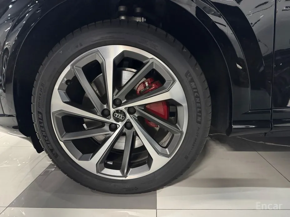 Audi Q5 2025 40 TDI Quattro S Line Black Edition