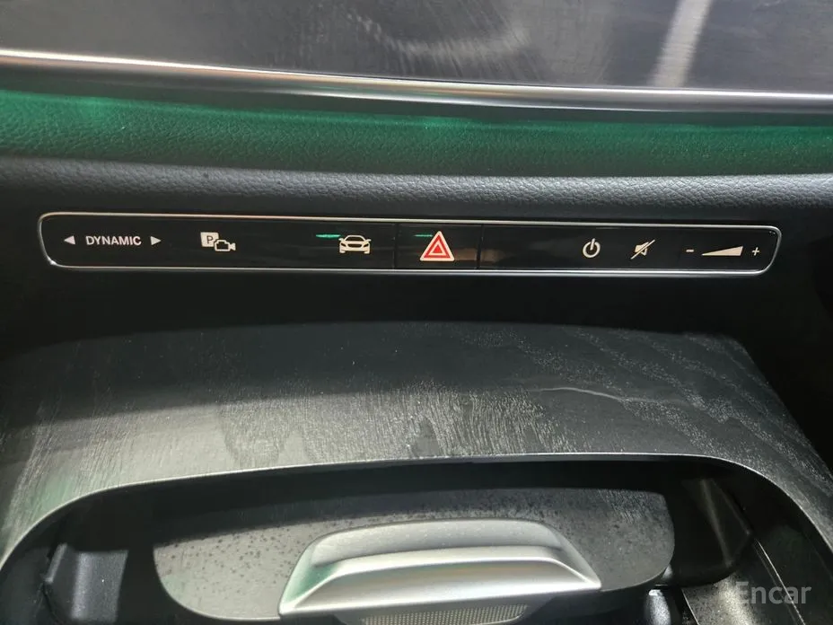 Mercedes-Benz E-Class 2024 E200 Avantgarde