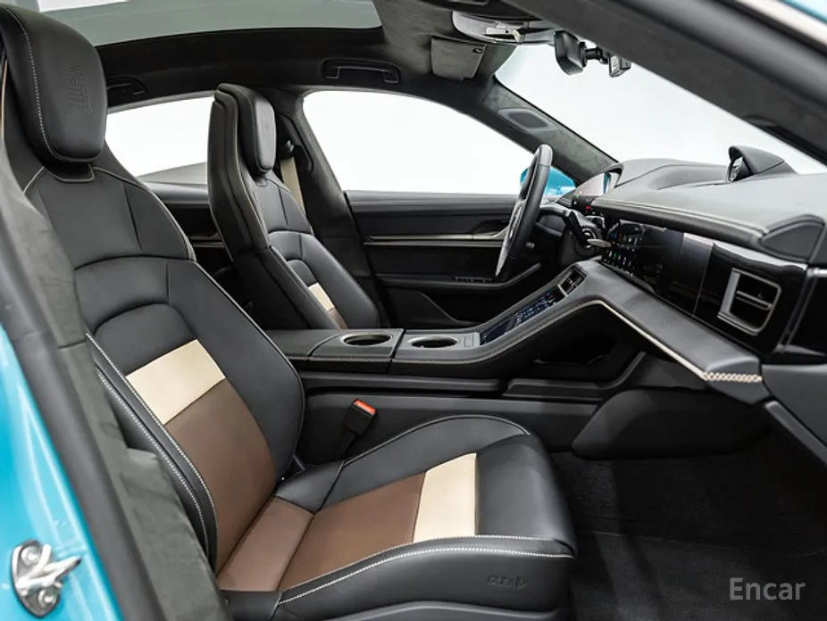 Porsche Taycan 2020 Turbo