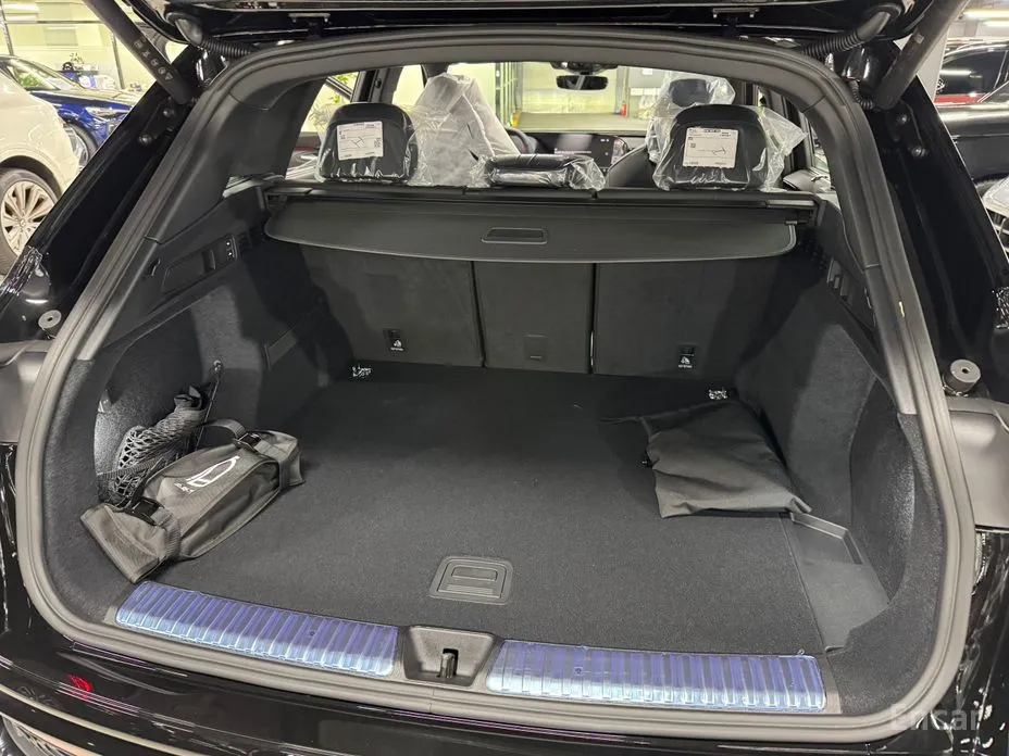 Audi Q5 2025 40 TDI Quattro S Line Black Edition