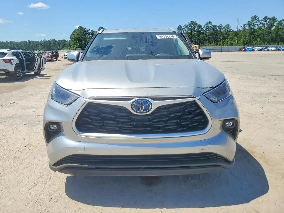 Фото 5 - TOYOTA HIGHLANDER
