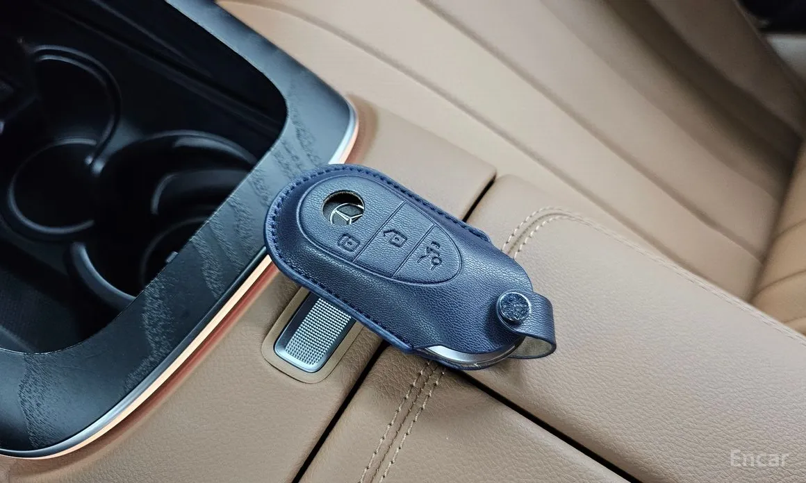 Mercedes-Benz E-Class 2024 E220d 4MATIC Exclusive