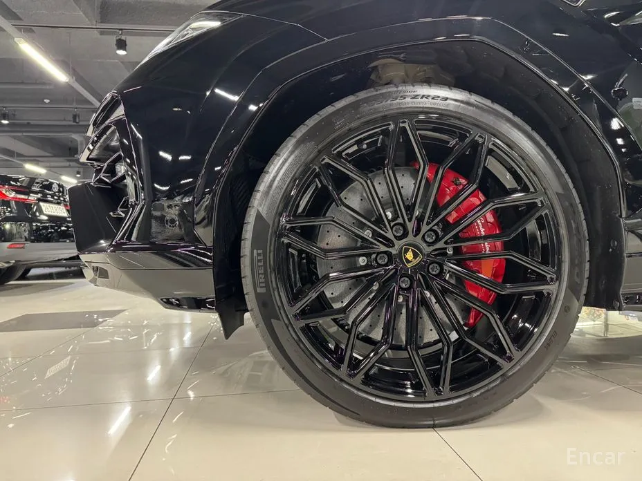 Lamborghini Urus 2018 4.0 V8 SE