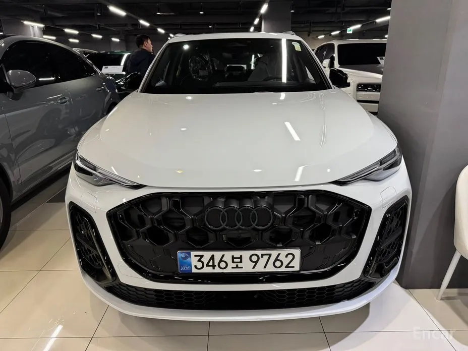 Audi Q5 2025 40 TDI Quattro S Line Black Edition