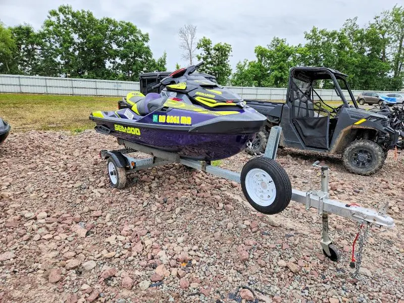 SEA-DOO  2021