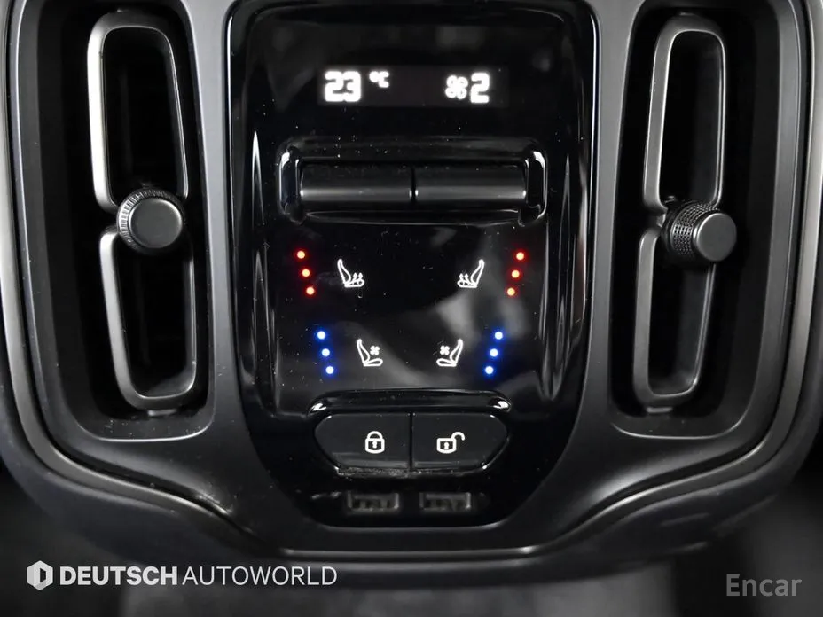 Aston Martin DBX 2020 4.0 V8 707