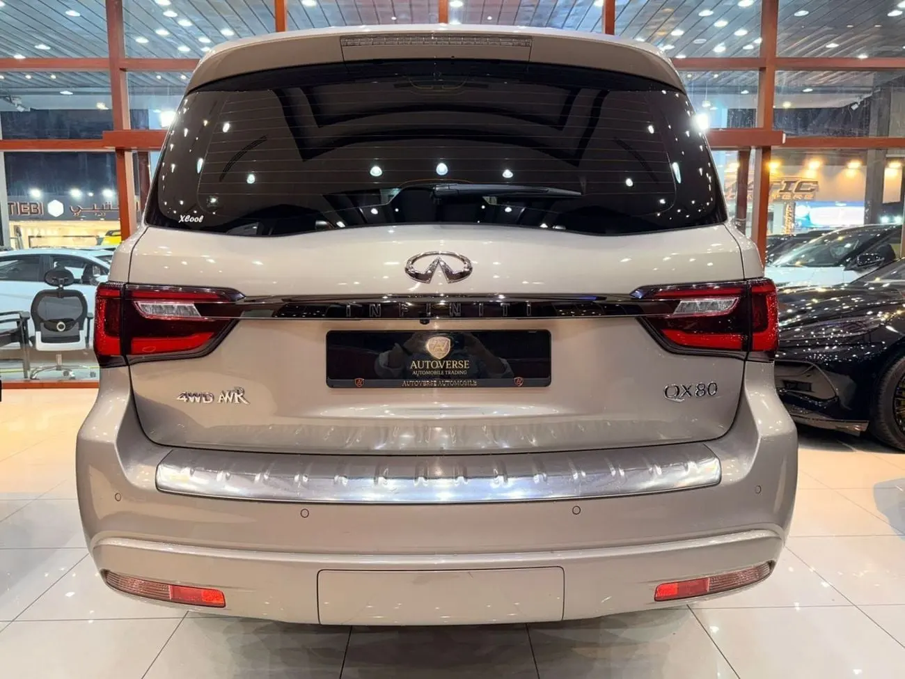 Infiniti QX80 2021