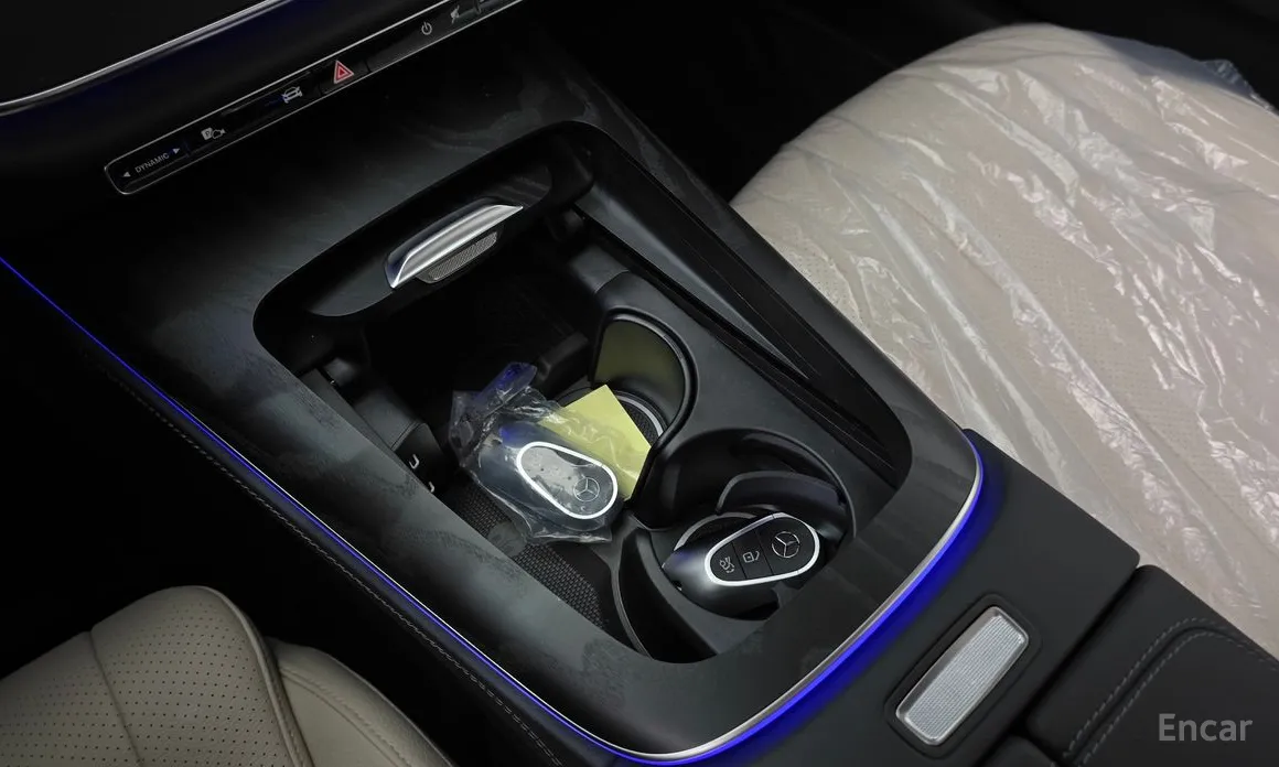 Mercedes-Benz E-Class 2024 E200 Avantgarde