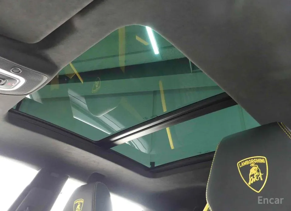 Lamborghini Urus 2018 4.0 V8 SE