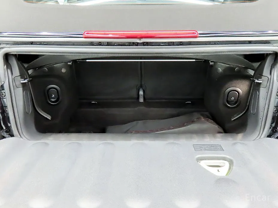 Mini Cooper Convertible 2025 JCW