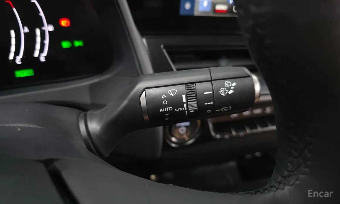 Lexus UX 2024 2.0 2WD