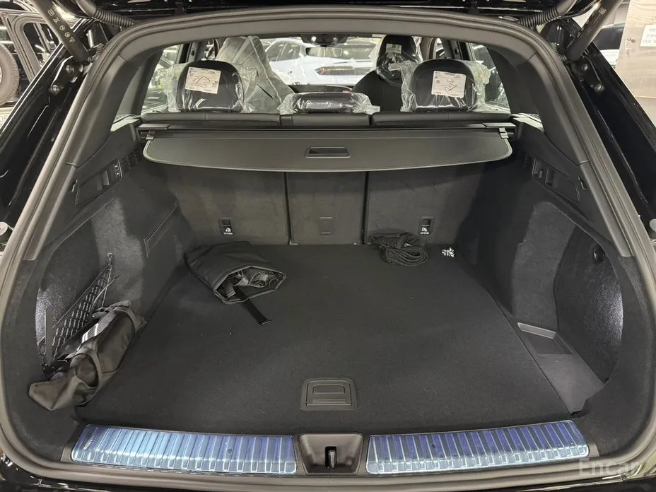 Audi Q5 2025 40 TDI Quattro S Line Black Edition