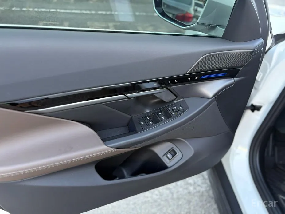 BMW 5 Series 2023 520i