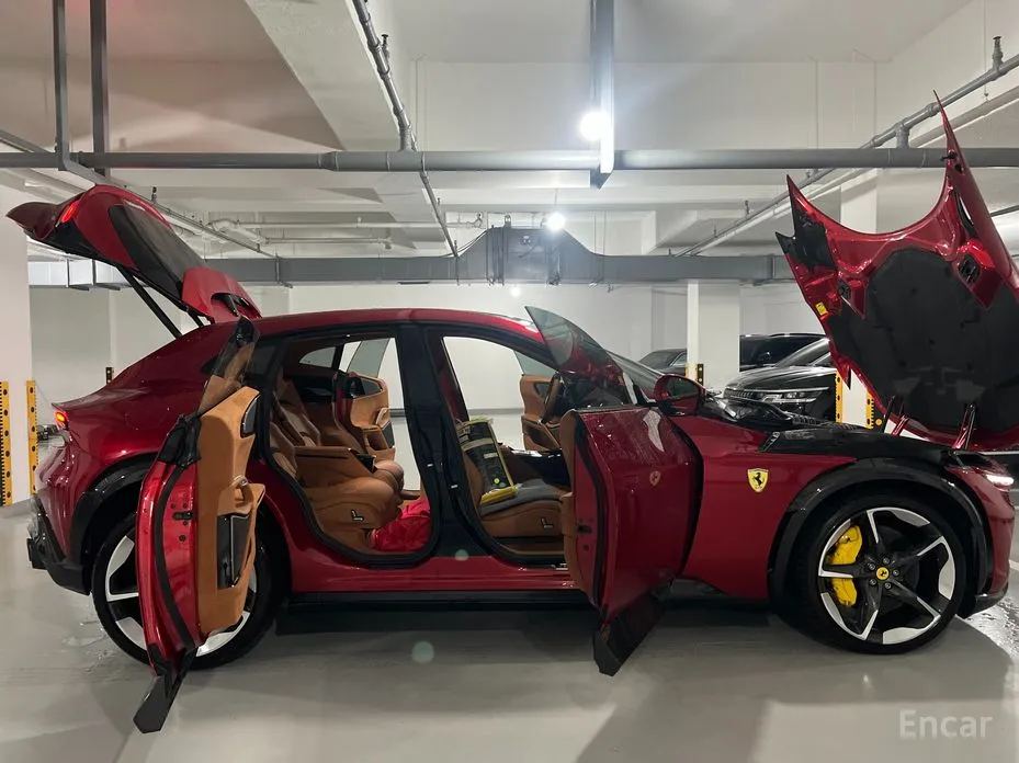 Ferrari Purosangue 2022 6.5 V12