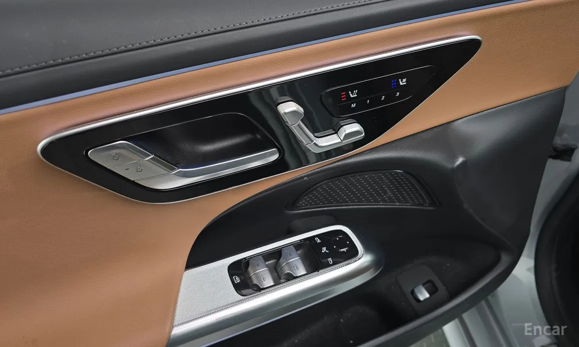 Mercedes-Benz E-Class 2024 E200 Avantgarde