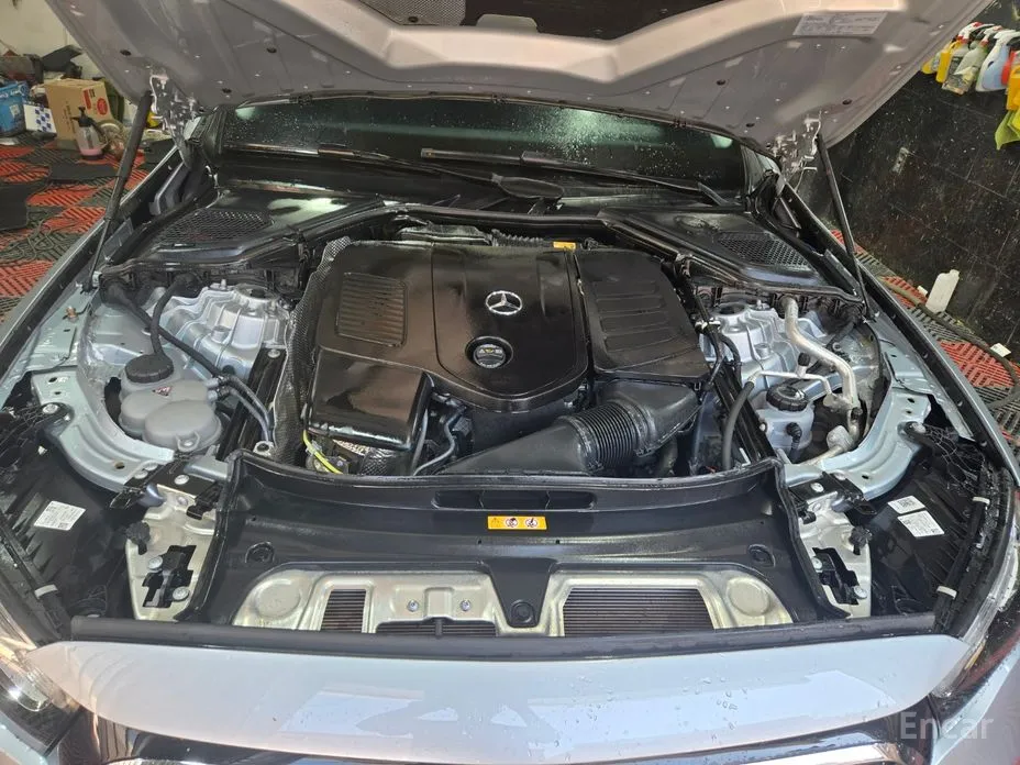Mercedes-Benz E-Class 2024 E200 Avantgarde