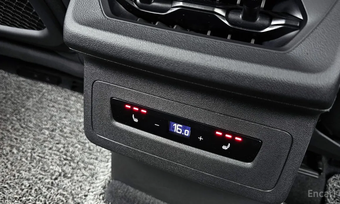Audi Q6 e-tron 2025 Performance