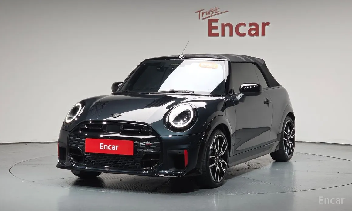 Mini Cooper Convertible 2025 JCW