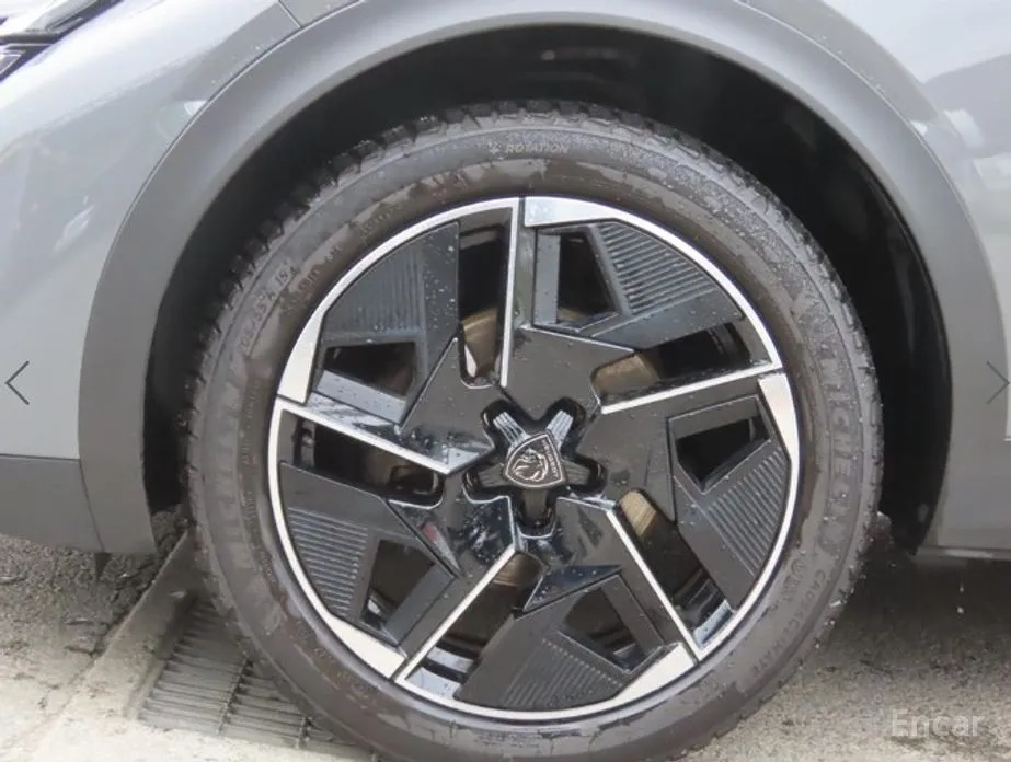 Peugeot 408 2023 1.2 Pure Tech GT