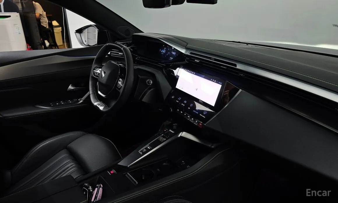 Peugeot 408 2023 1.2 Pure Tech GT