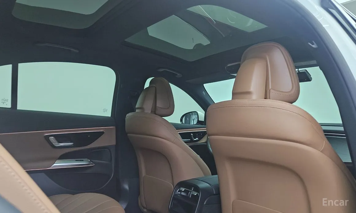 Mercedes-Benz E-Class 2024 E200 Avantgarde